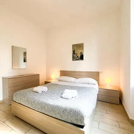 Along The Canal Smart Flat Naviglio - 4 People Corsico Exterior foto