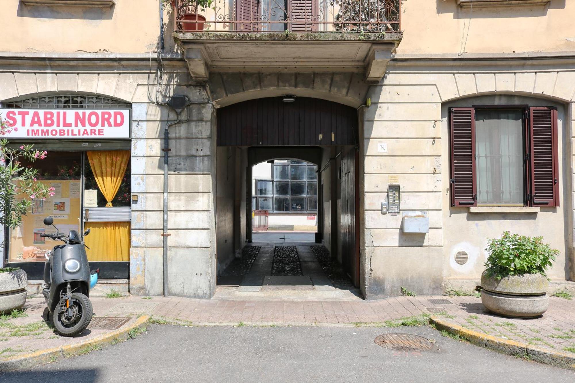 Apartment Along The Canal Smart Flat Naviglio - 4 People