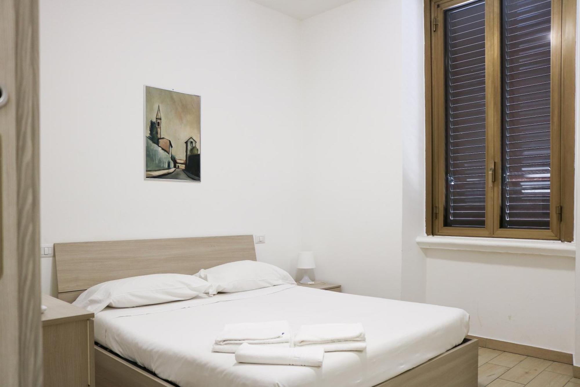 Along The Canal Smart Flat Naviglio - 4 People Apartment *