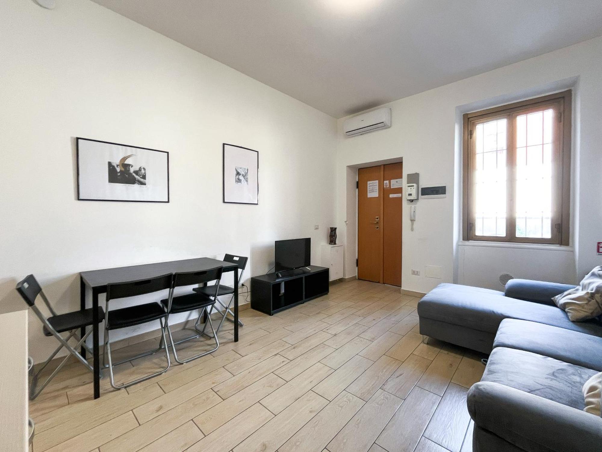Apartment Along The Canal Smart Flat Naviglio - 4 People *