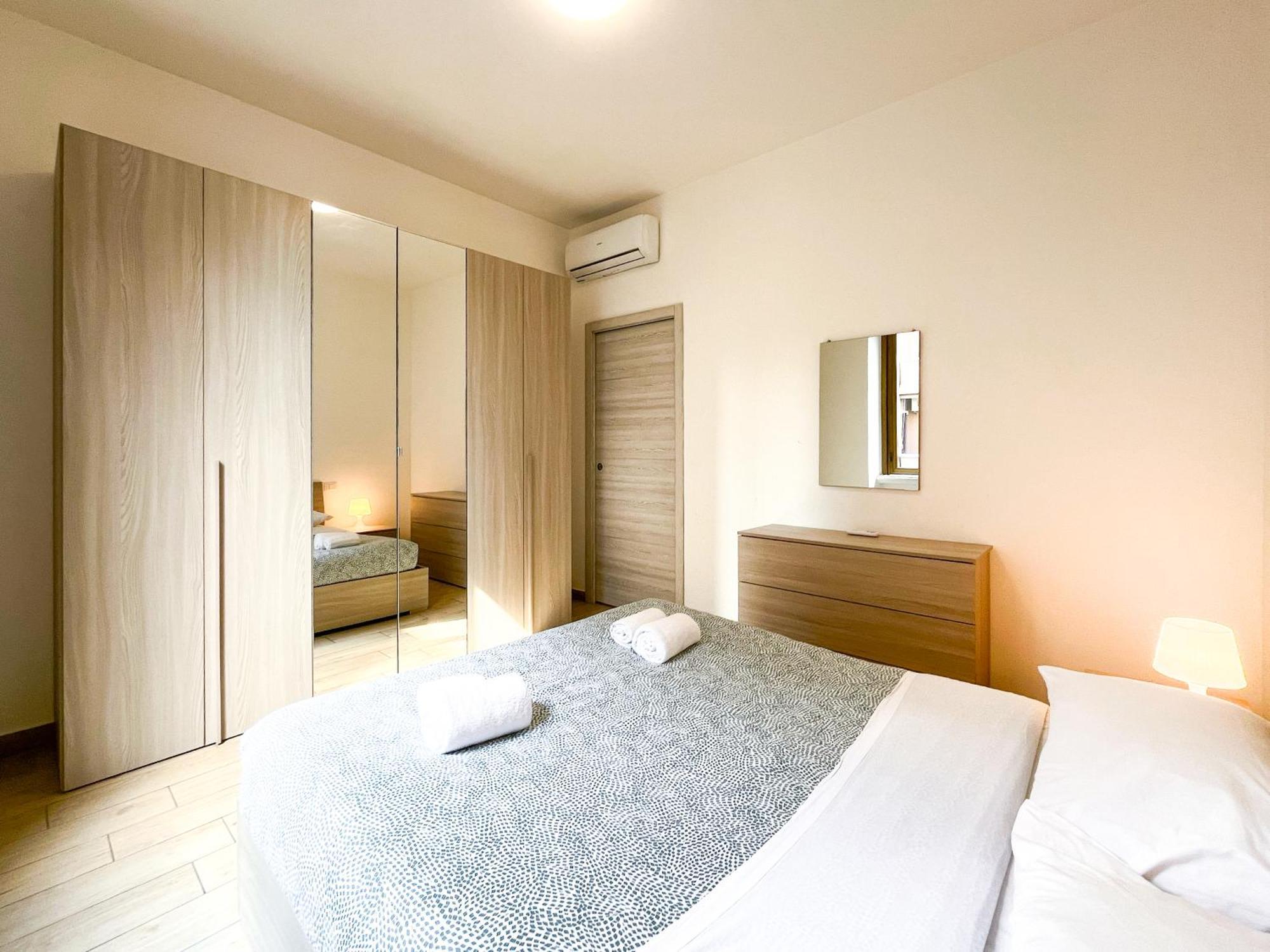 Apartamento Along The Canal Smart Flat Naviglio - 4 People